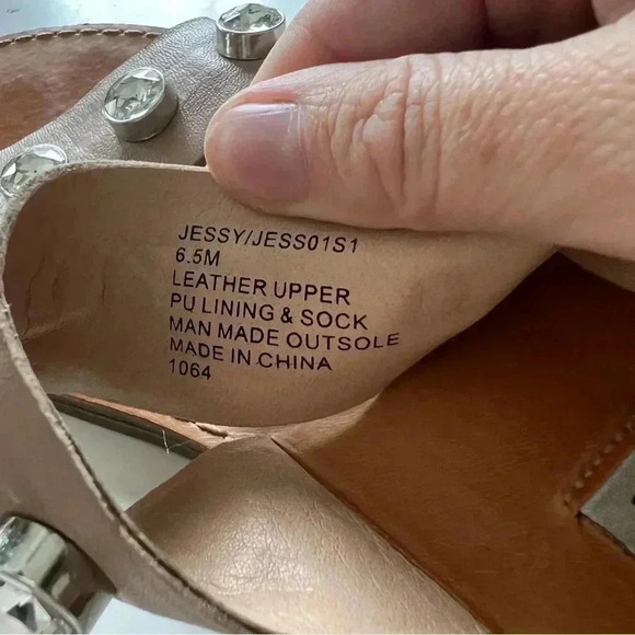 Steve Madden Jessy Rhinestones double strap slip on Leather Tan Sandals… - Picture 4 of 9